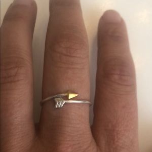 Pura Vida Arrow Ring